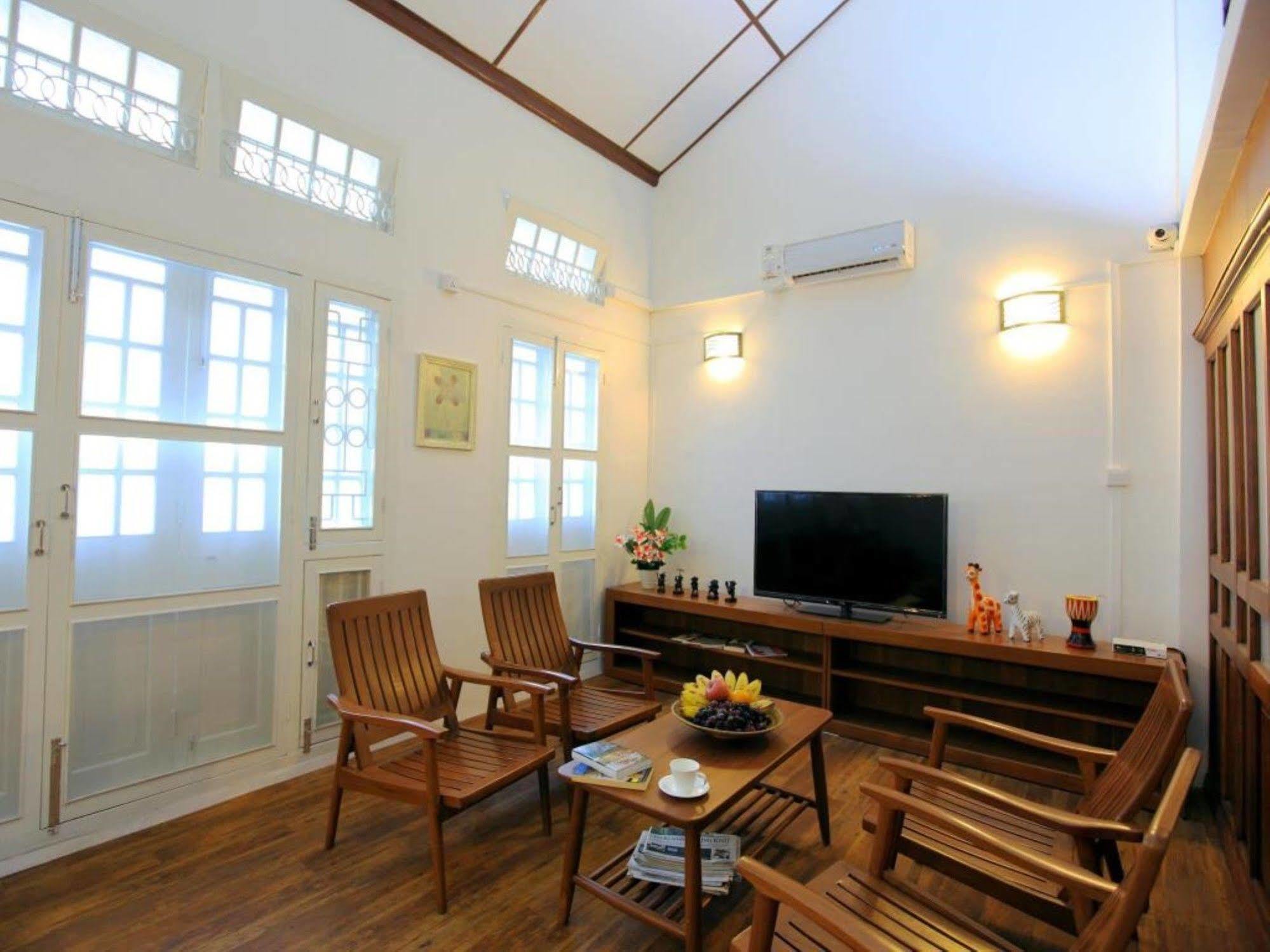 Four Rivers Youth Hostel Yangon Exterior foto