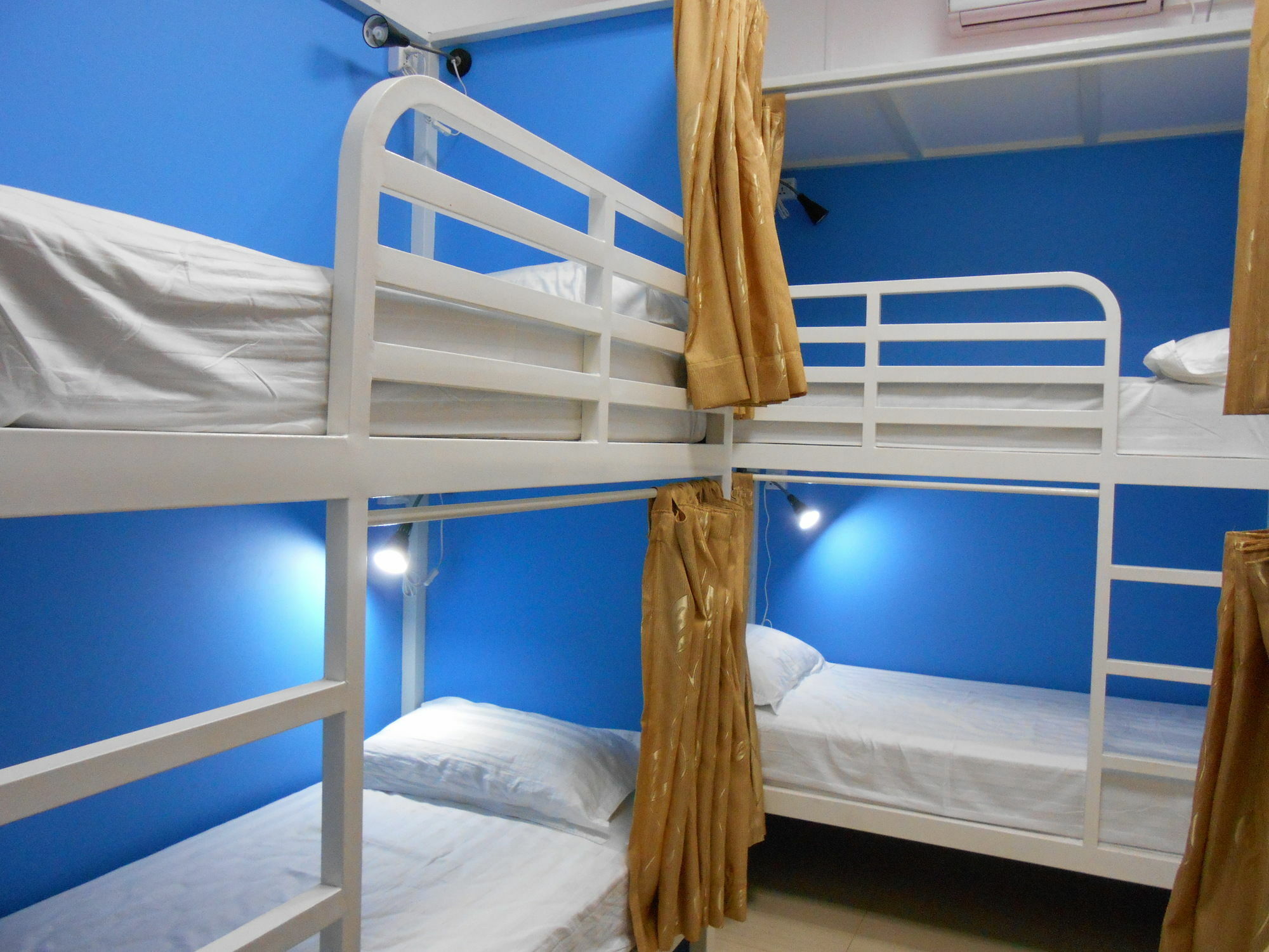 Four Rivers Youth Hostel Yangon Exterior foto